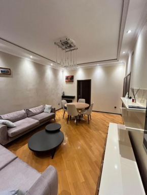 Modern 2BR Cozy Haven on Nizami St with a Balcony